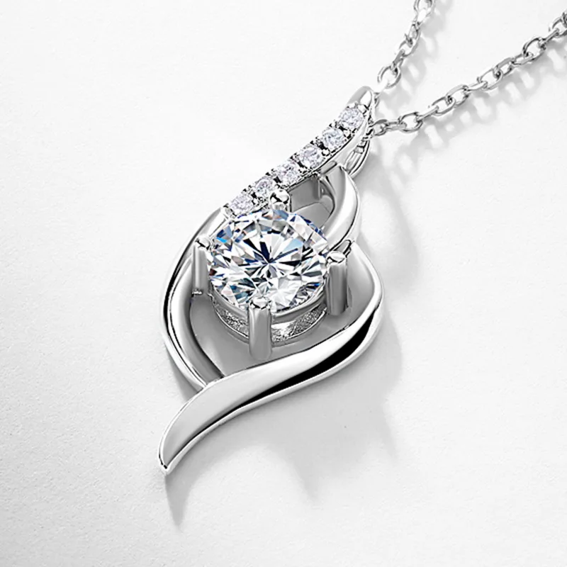 925 Silver Heart Shape Sparkling Dance Lab Diamond Necklace 