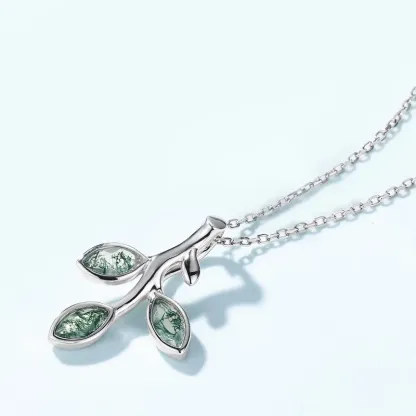 Jewelyking S925 Sterling Silver French Retro Style Green Moss Agate Leaf Pendant Necklace JKNS0095