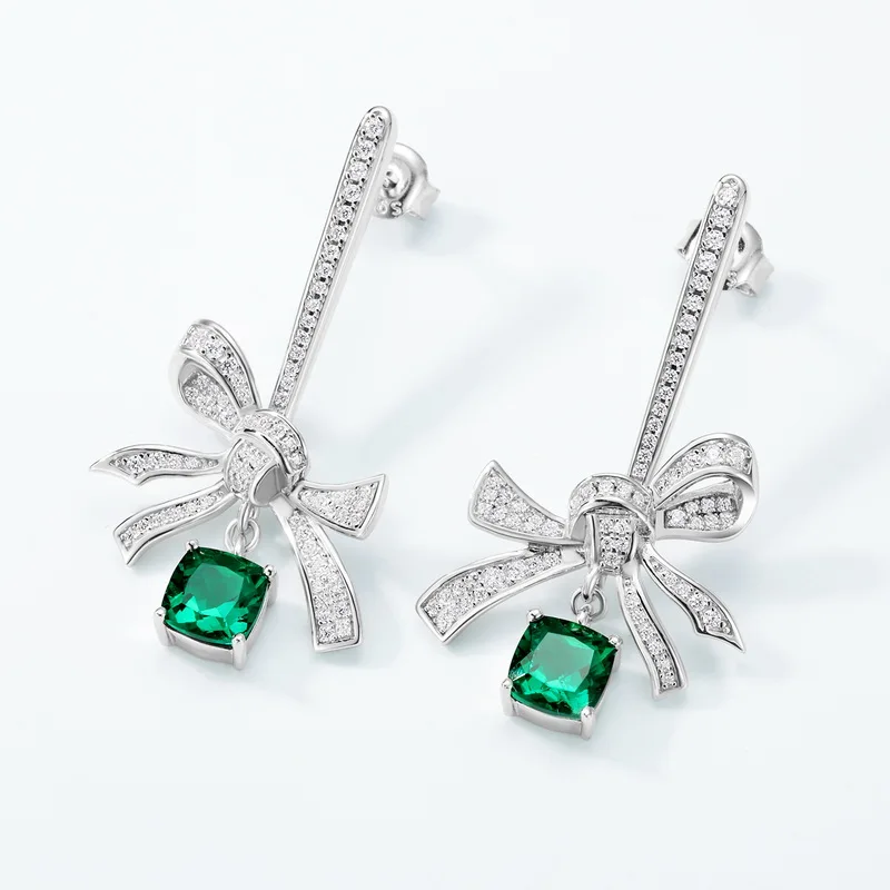 925 Sterling Silver Flower Stud Earrings Lab Grown Emerald Elegant Women Jewelry Wholesale