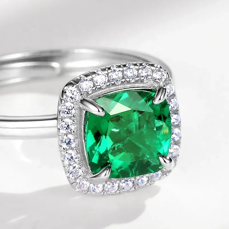 High Quality Jewelry 925 Sterling Silver Emerald Ring Cocktail Square Cut Created Green Emerald Gemstone Ring for Women