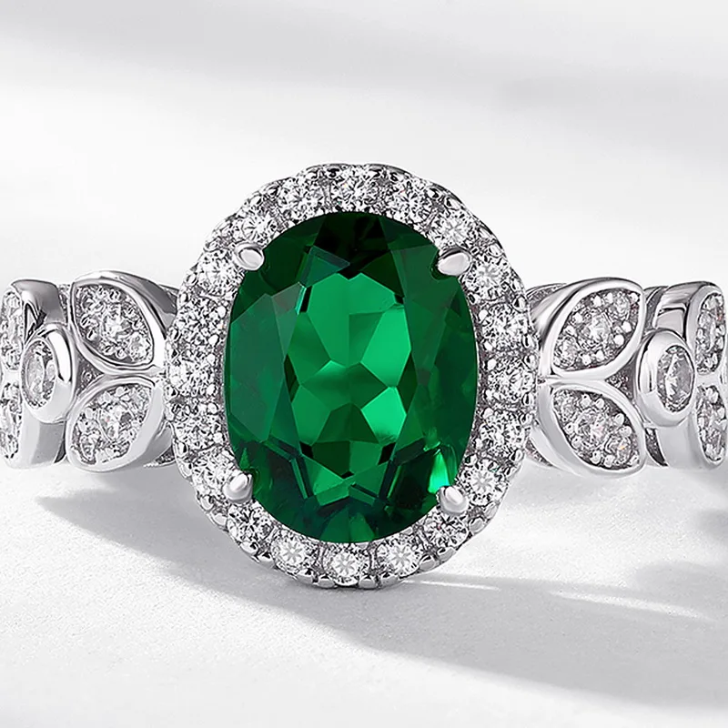 Custom Wholesale Women Wedding Set Rings for Fresh Round Artificial Lab Emerald Leaf Design CZ Set Rings Women