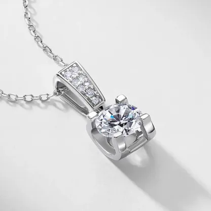 JewelyKing S925 Sterling Silver 1CT Lab Grown Diamond Bull Head Necklace Elegant Hourglass Design Four Prong Clavicle Chain JKNS0014
