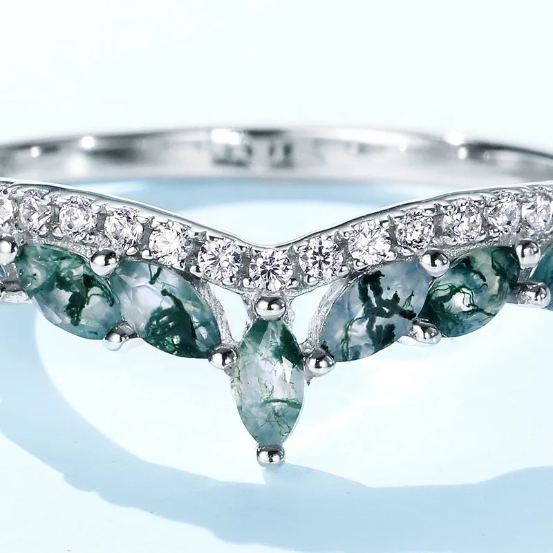 JewelyKing S925 Sterling Silver Green Gemstone Cubic Zirconia Curve Crown Green Moss Agate Ring JKRS0227