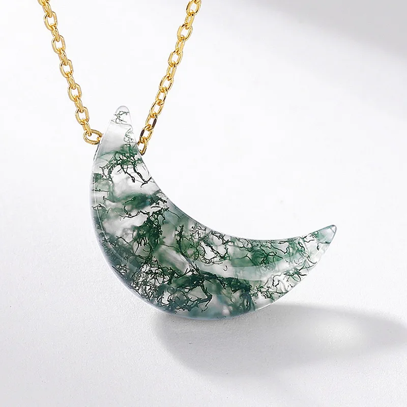 Jewelyking S925 Silver Fashion Green Moss Agate Moon Pendant Necklace JKNS0099