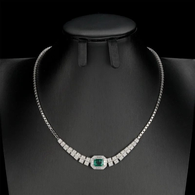 JewelyKing S925 Sterling Silver 20CT Pretty Cultivate Emeralds Bright Necklace JKNS0178