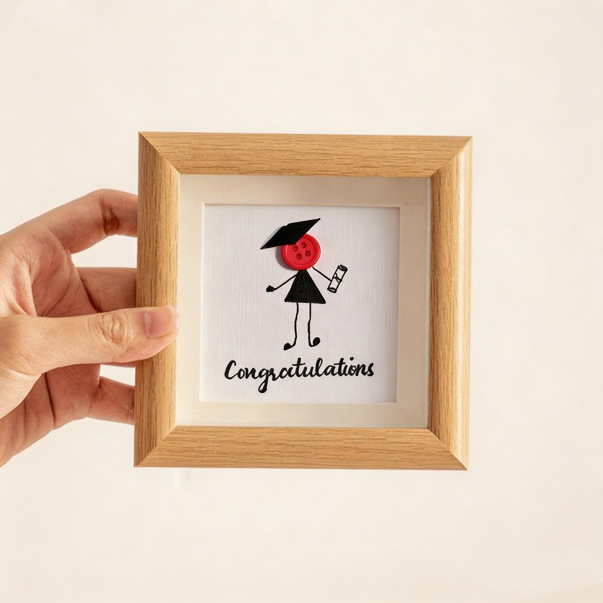 Button art decor for friends：Happy Graduation! 🎓✨