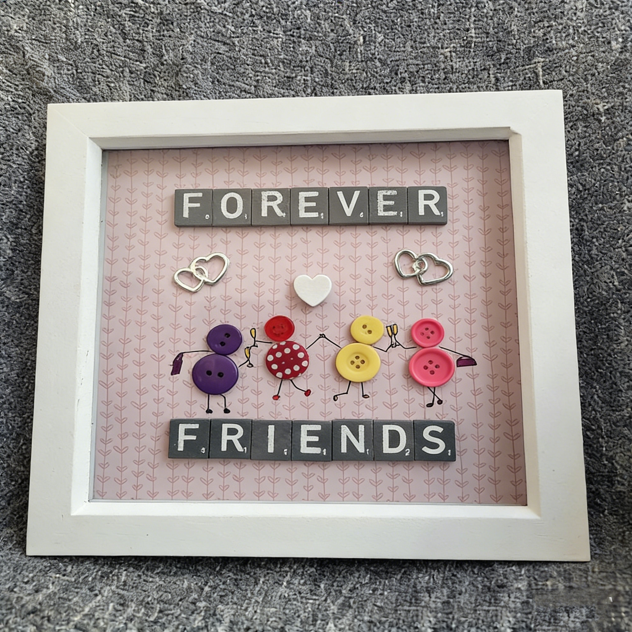 Button art decor for friends: forever friend