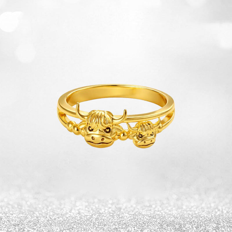 Highland Cow Guardian Ring: A warm presence on your fingertip, symbolising the deep bond between mother and child