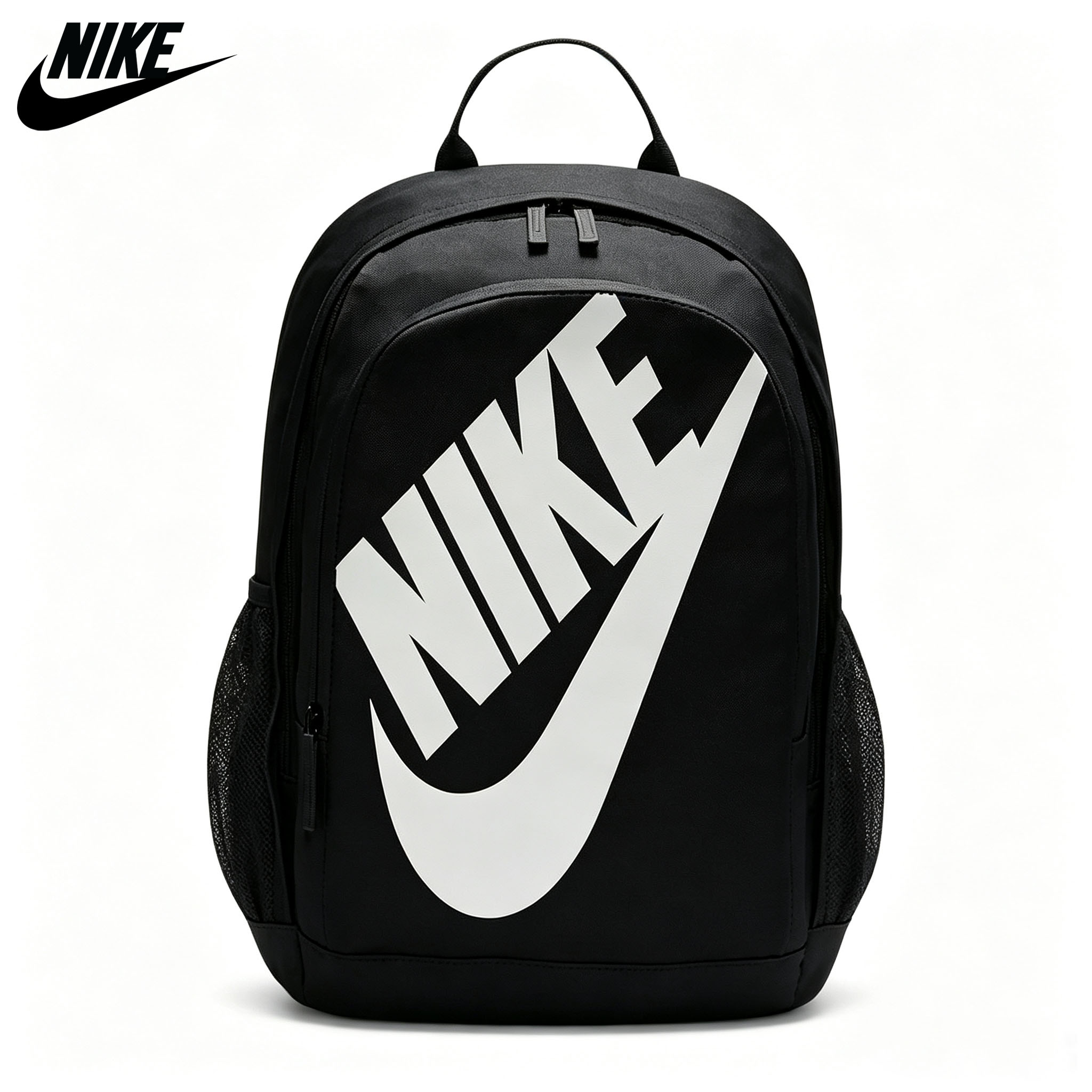 Nike HAYWARD sport hátizsák, 25 literes űrtartalommal