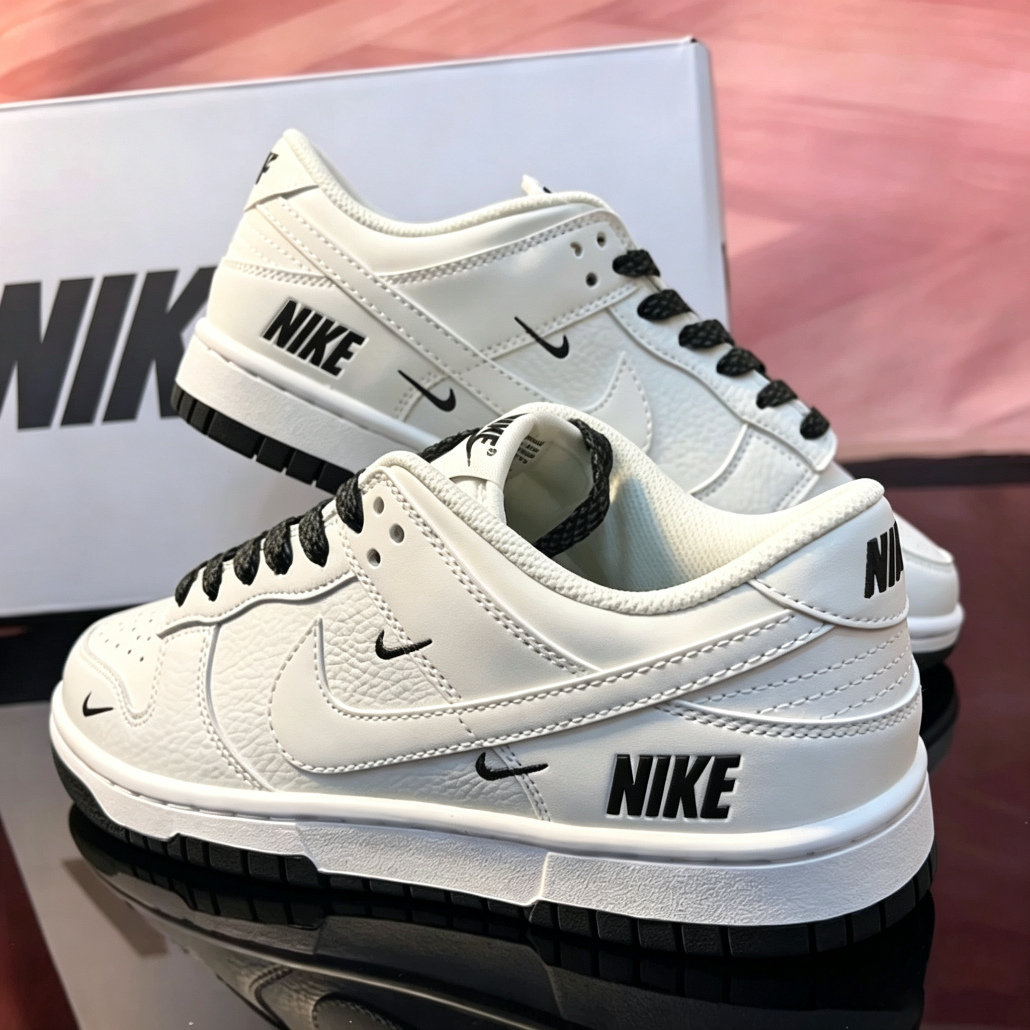 Nike - Alacsony szárú, hétköznapi cipők
