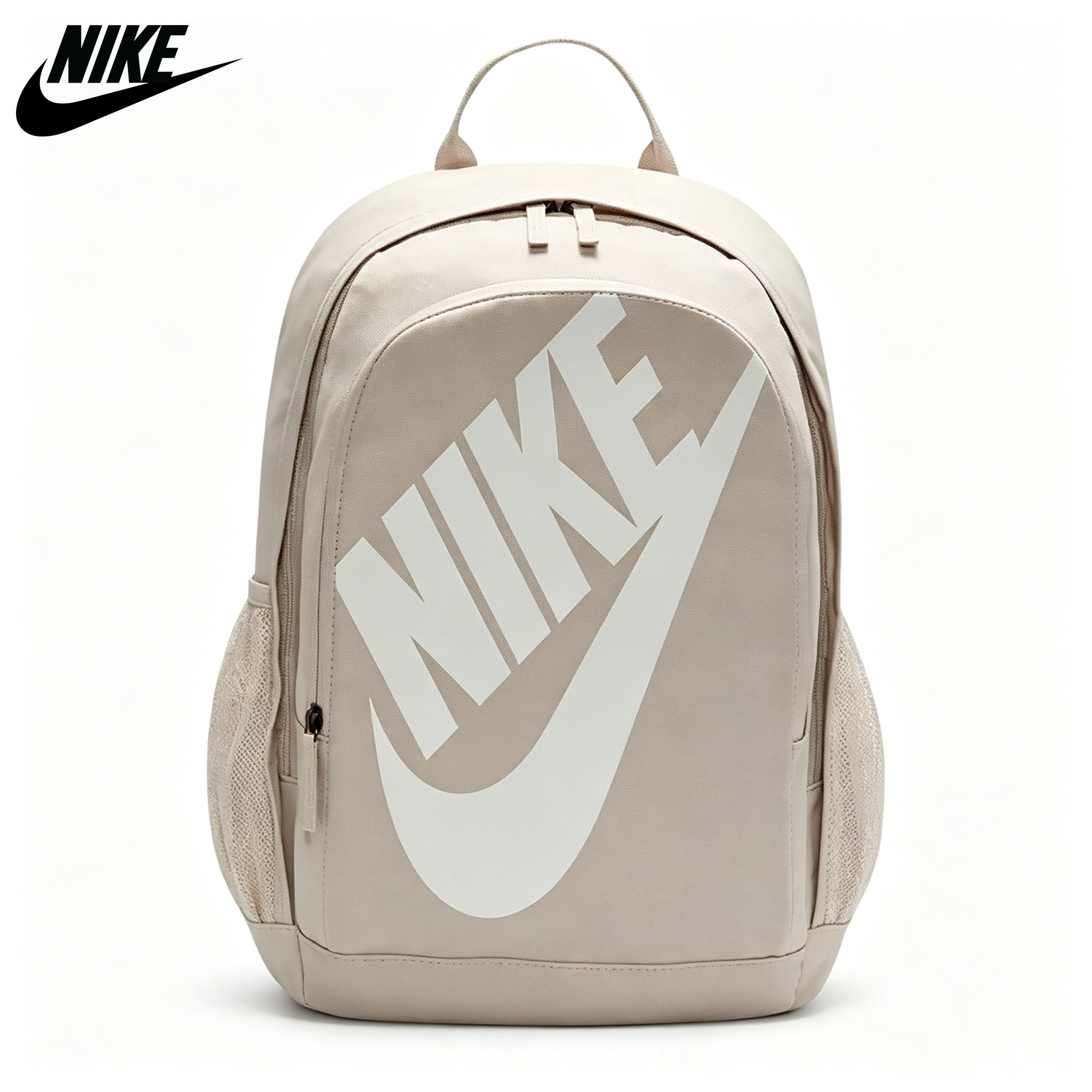 Nike HAYWARD sport hátizsák, 25 literes űrtartalommal