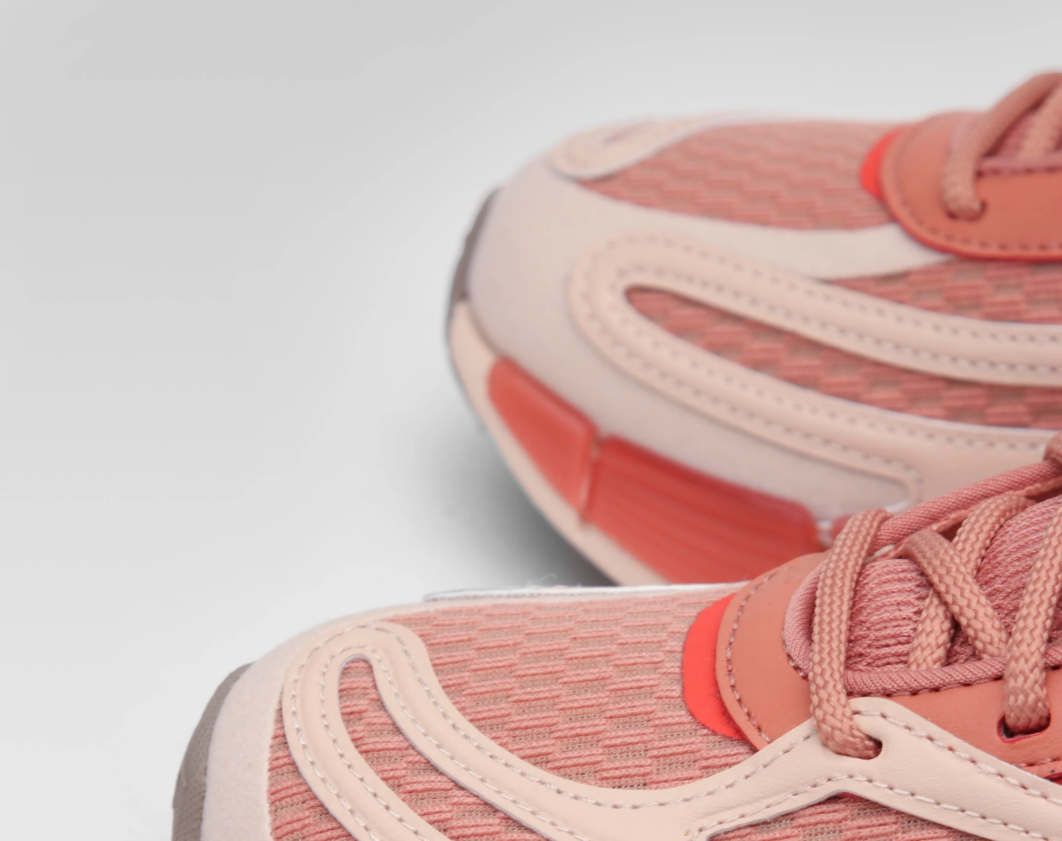 Reebok Zig Kinetica 2.5 Férfi Futócipő - Légáteresztő, Energiavisszanyerő Kényelem Minden Lépéshez