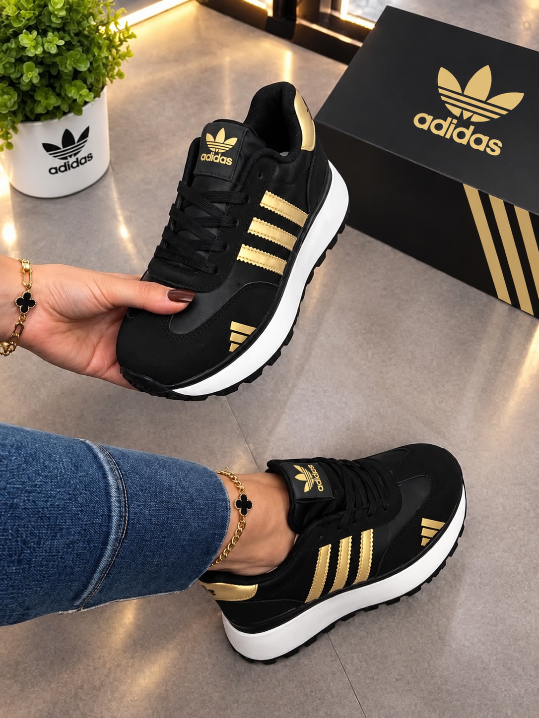 Új, 2026-os Adidas női platform sportcipők – kényelmes, magasságot növelő, vaskos talpú lábbelik