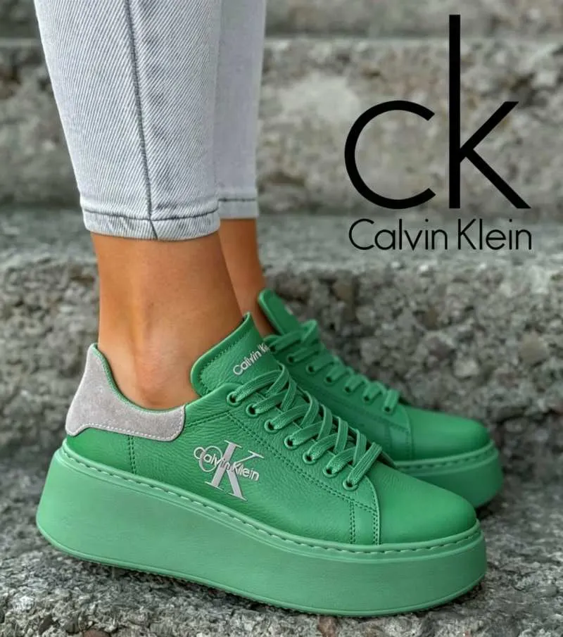 Calvin Klein 女士白色高底运动鞋 2026