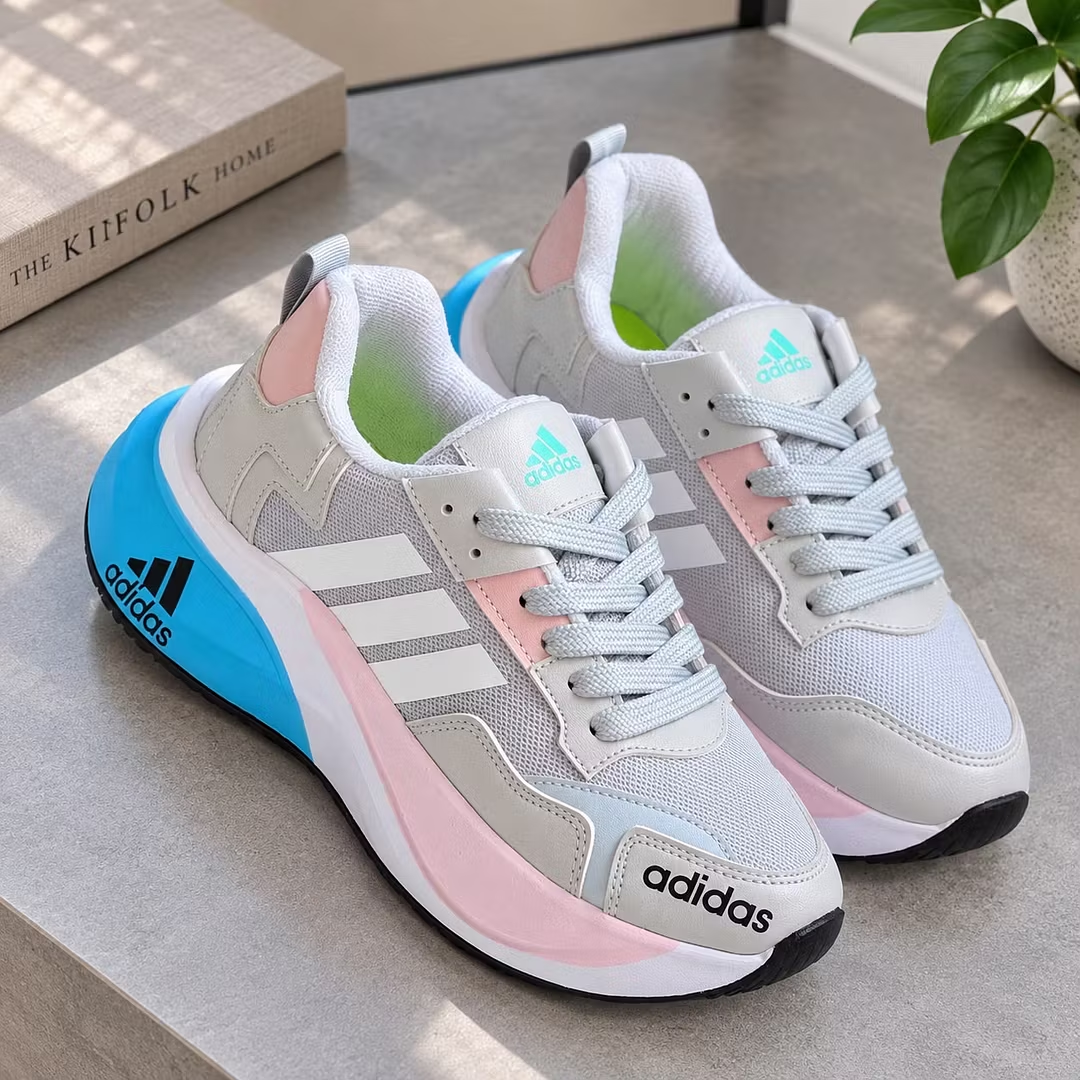 ADIDAS® 2026 uniszex sportcipő