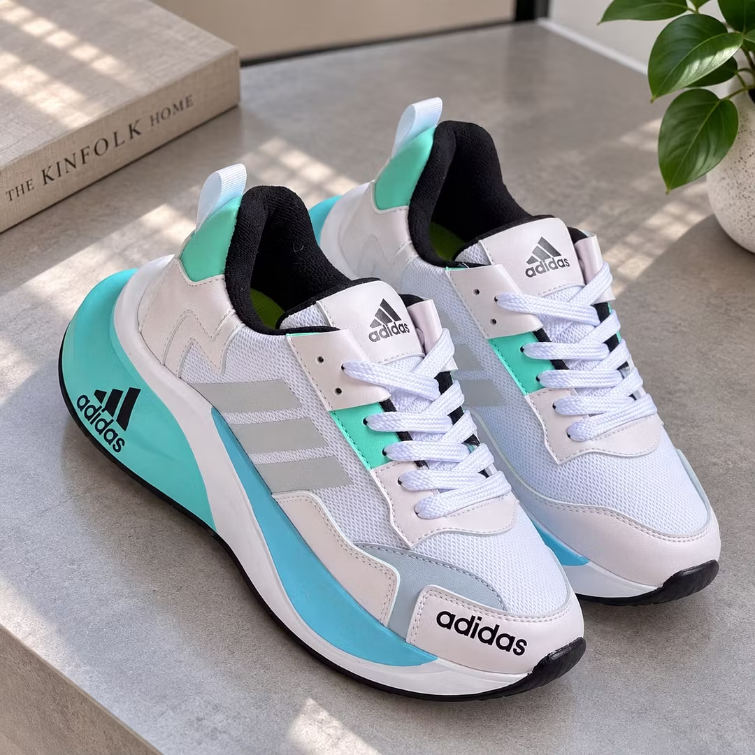 ADIDAS® 2026 uniszex sportcipő