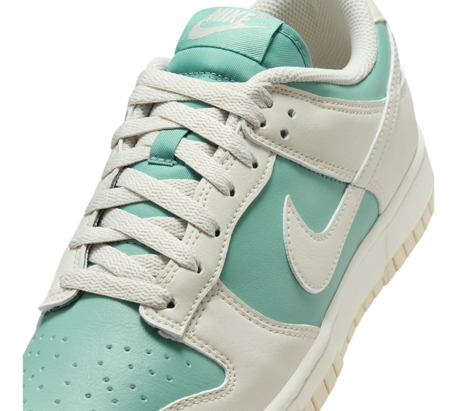 NIKE AIR FORCE 1 LOW 07 WHITE CSILLÁM CUSTOM