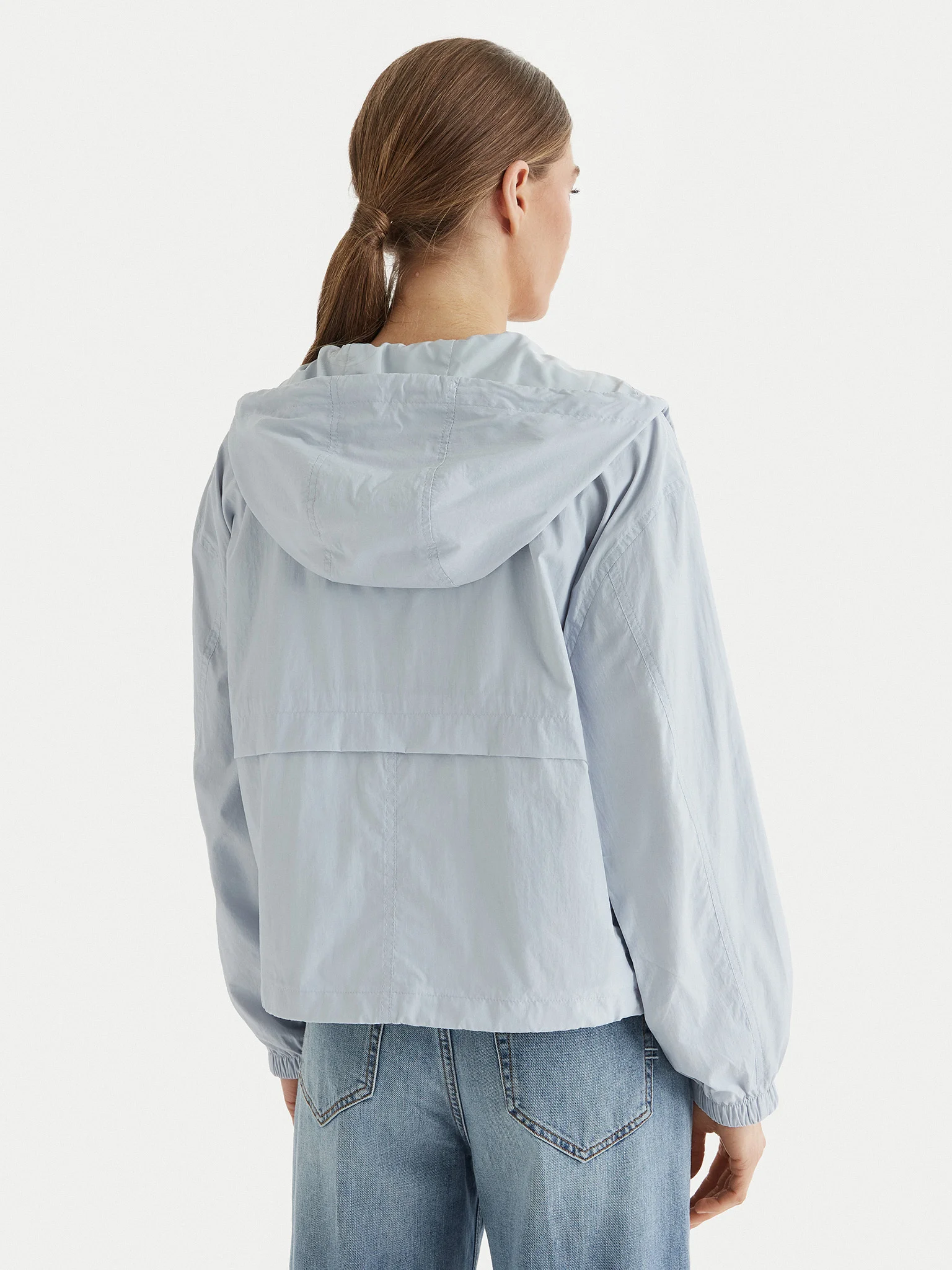 Calvin Klein Sötétfekete Kapucnis Kabát – Minőség és Stílus minden napra!