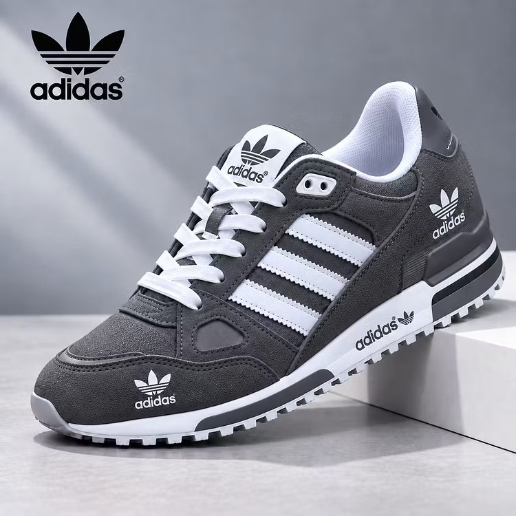 Adidas retro Trefoil sportcipő – kényelmes talp, stílusos megjelenés, tökéletes választás a mindennapokra.