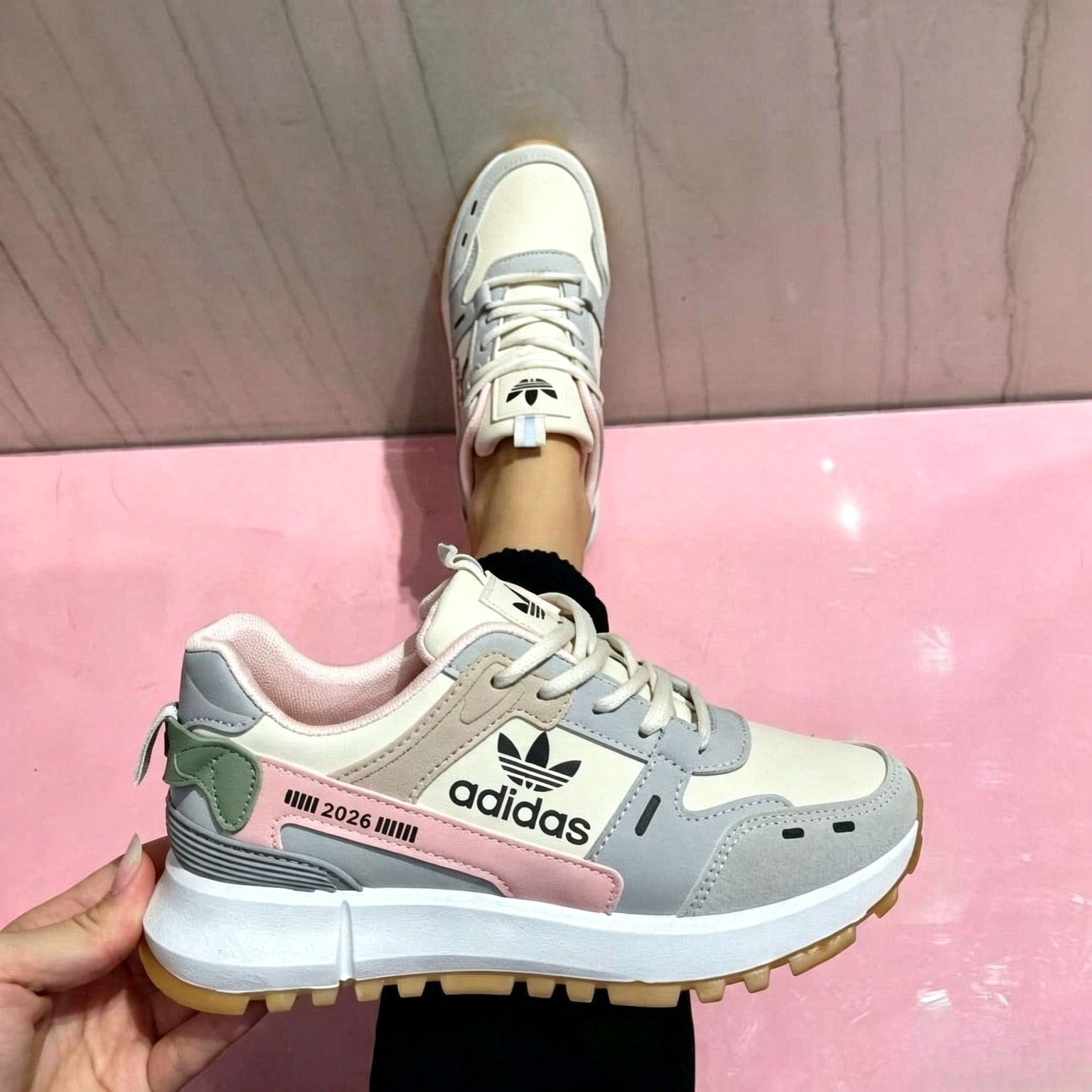 [2026-os limitált kiadású] Adidas Retro Patchwork alkalmi apuka cipő