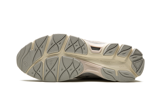 ASICS GEL-NIMBUS 9 női sportcipő - Krém-Szürke színben