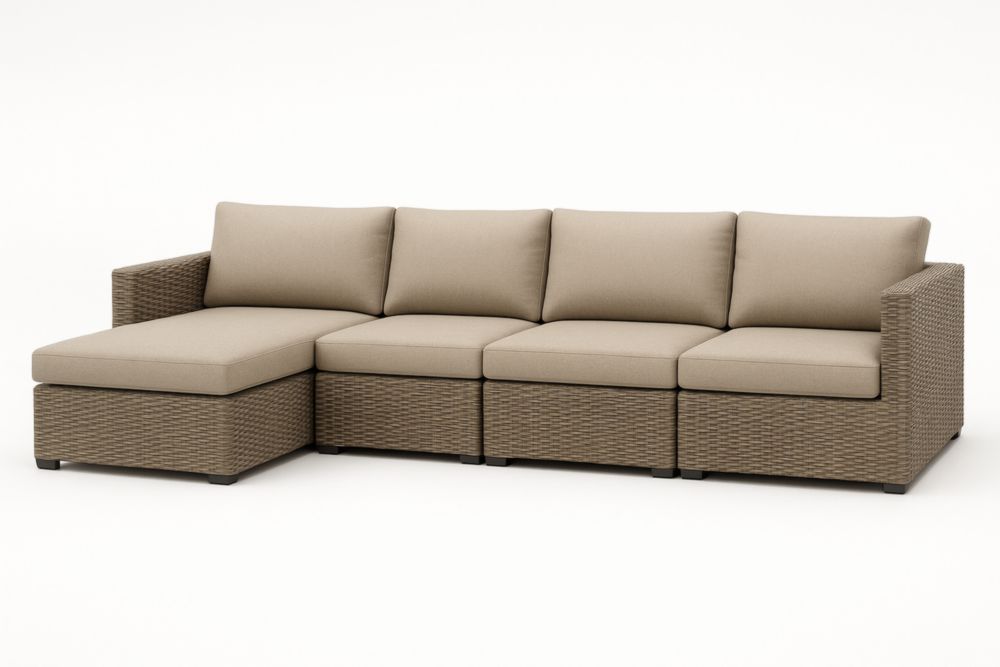 Divano ad angolo modulare in vimini sintetico con cuscini beige