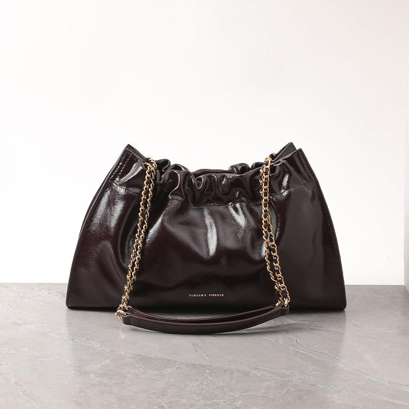 【Small size】Glossy leather single-shoulder/crossbody cloud bag
