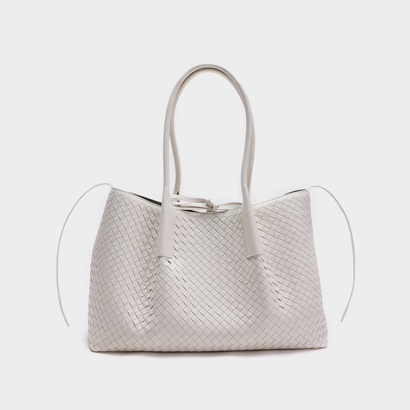 Sheepskin In&Out  Stylish Tote Bag for Women with Large Capacity Woven Design