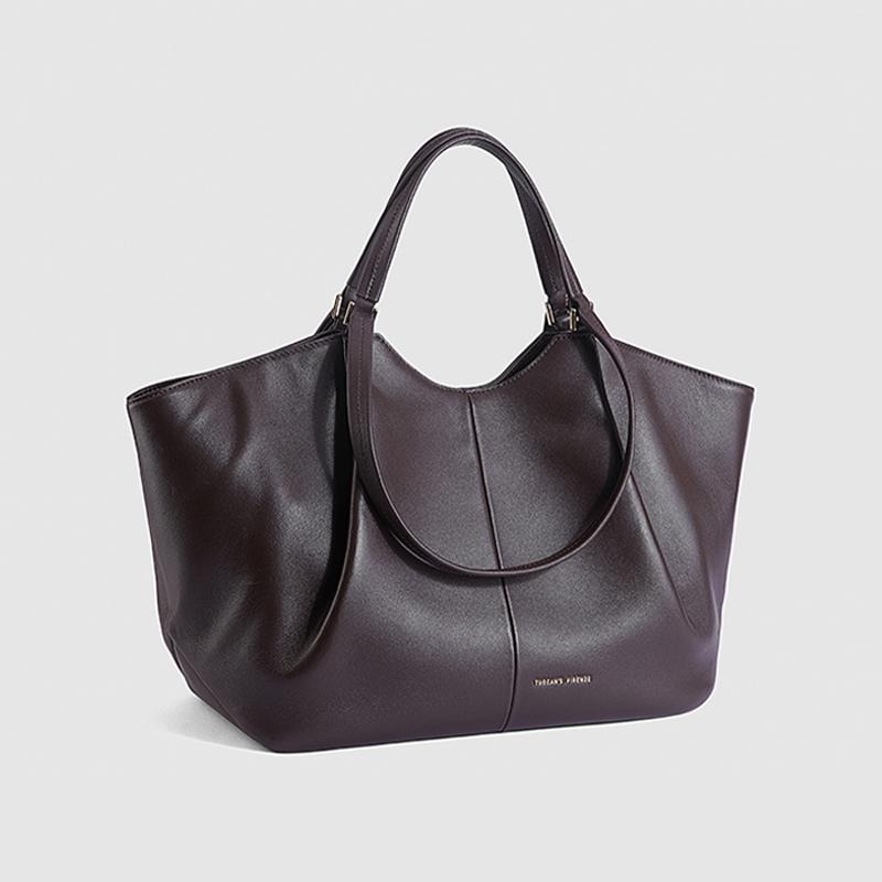Elegant women’s commuter large-capacity ruched top-handle bag