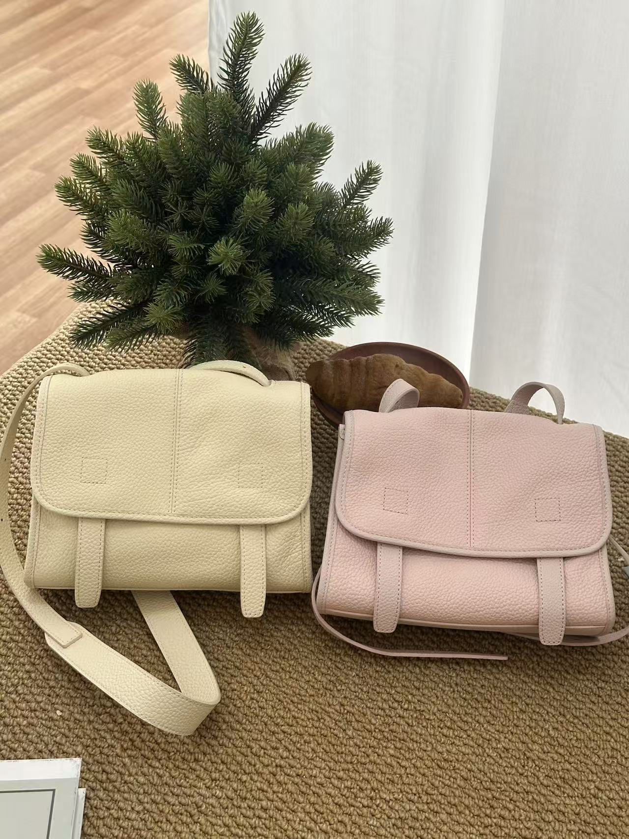 2026 New Messenger Bag for Spring/Summer Commuting — Versatile Shoulder & Crossbody Bag