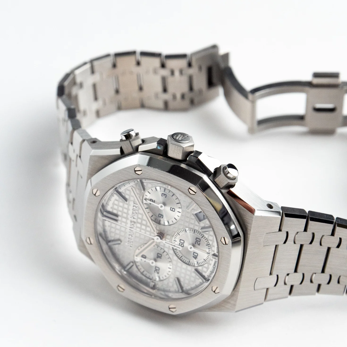 Audemars Piguet Royal Oak 26240ST.OO.1320ST.07 Chronograph z nehrdzavejúcej ocele so strieborným ciferníkom (2024)