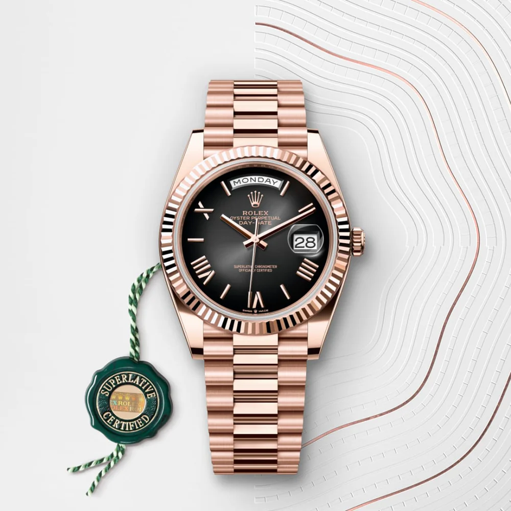 Rolex Day-Date 40 Oyster, 40 mm, Everose gold M228235-0055