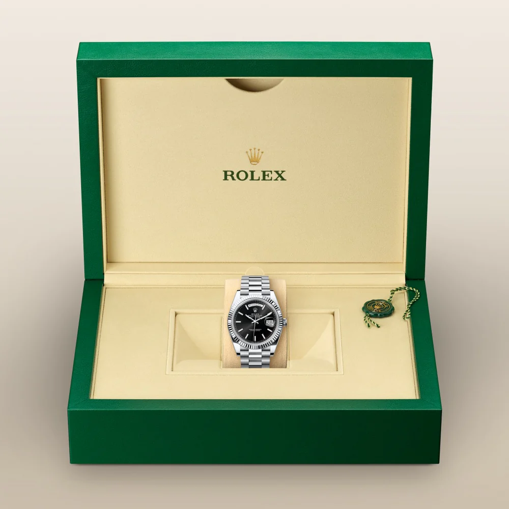 Rolex Day-Date 40 Oyster, 40 mm, platina M228236-0003