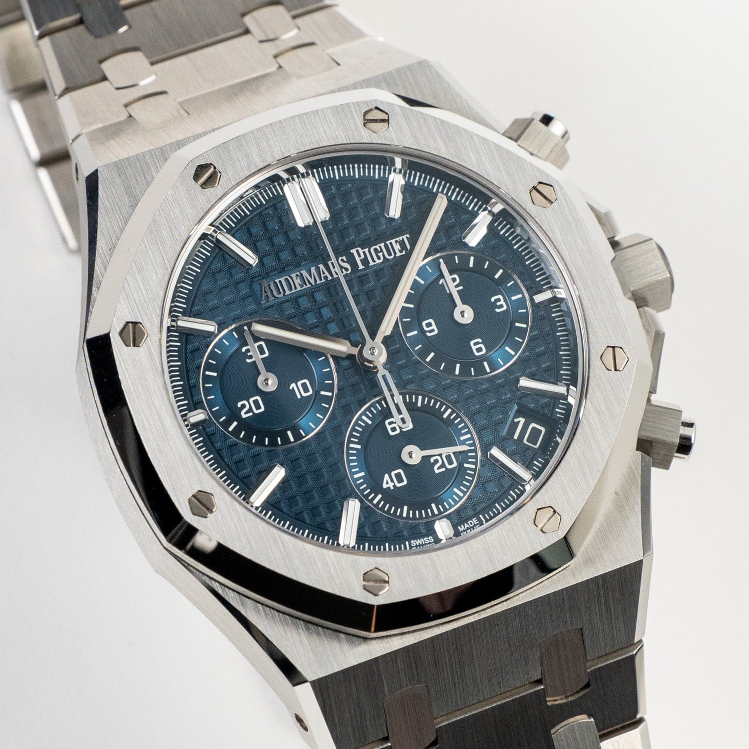Audemars Piguet Royal Oak Chronograph 26240ST.OO.1320ST.01 '50th Anniversary' Nerezová ocel Modrý ciferník (2022)