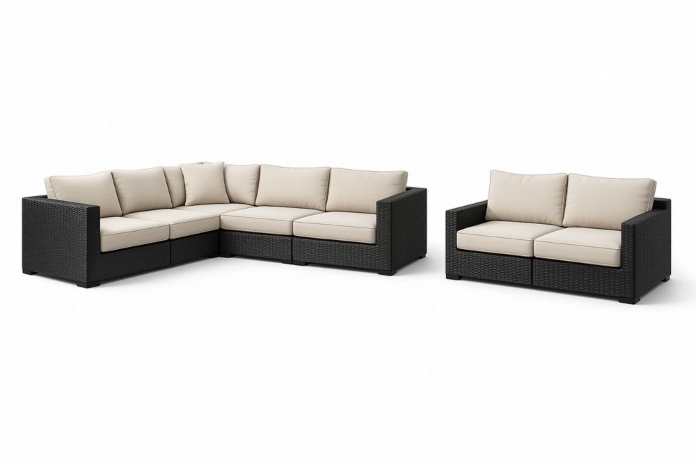 Ensemble de canapés d'angle modulaires en résine tressée noire avec coussins beiges