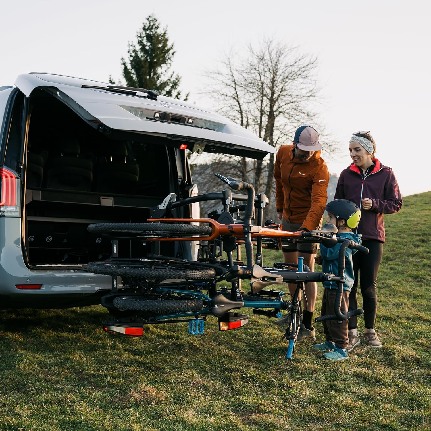 Forza L 022801 Rear Bicycle Carrier with Rear Lights Foldable for 3 Bicycles or Heavy Electric Bikes Black