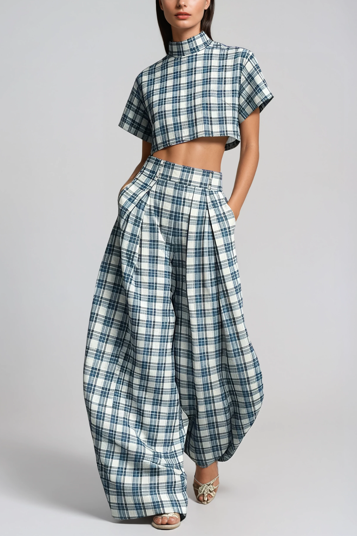 Samifed Plaid Crop Baggy Pants Set
