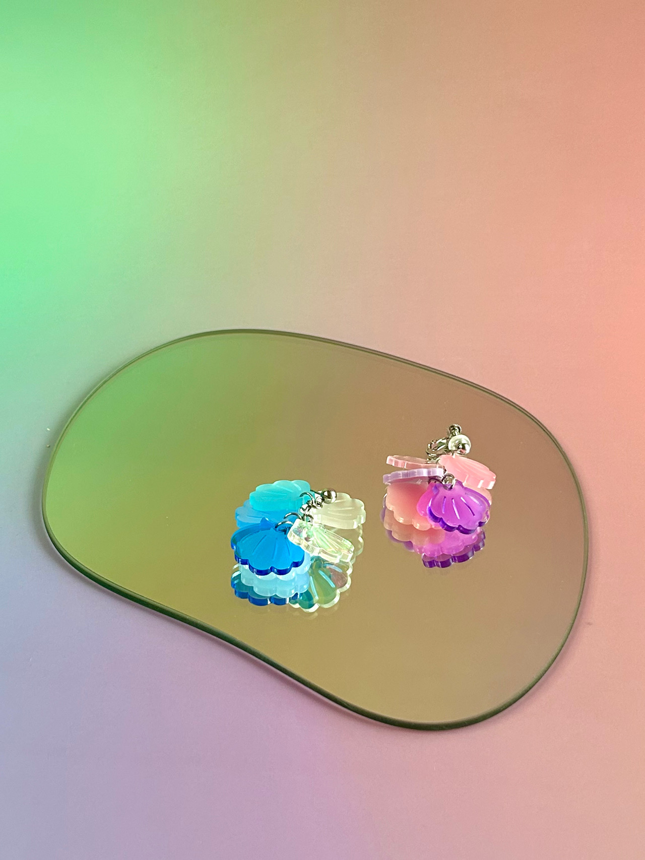 Quavous Acrylic Handmade 3D Shell Earrings