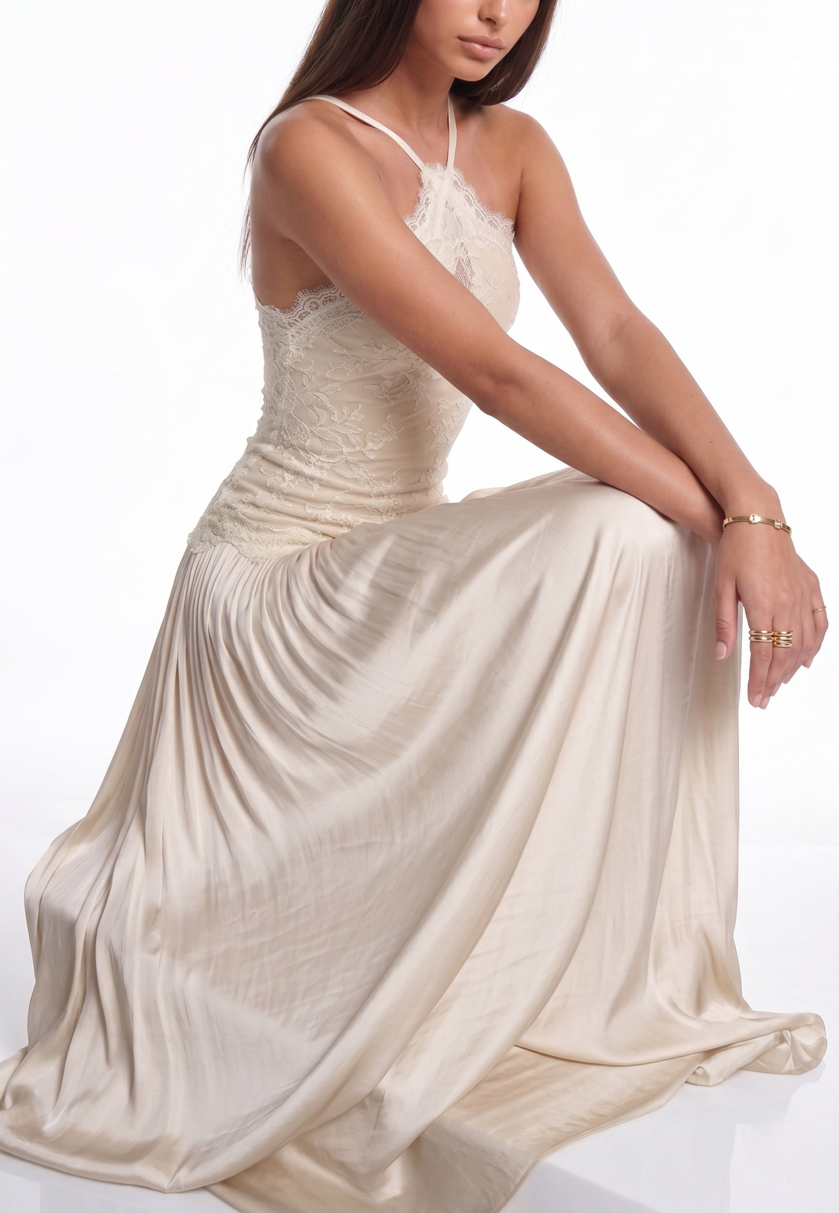 Volinola Lace Floral Ruch Maxi Dress
