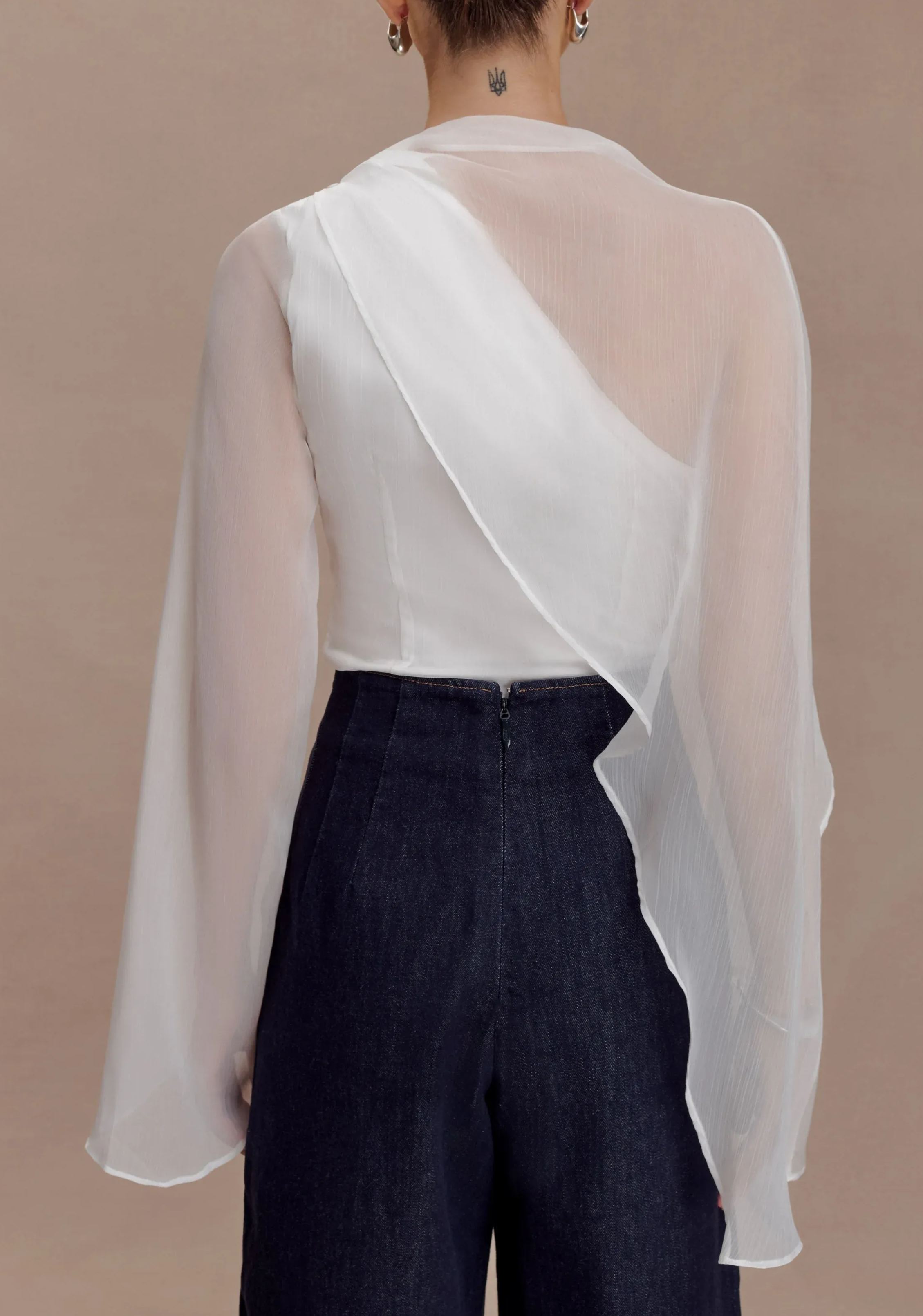 Emmanuhel Cape Sleeve Mesh Top