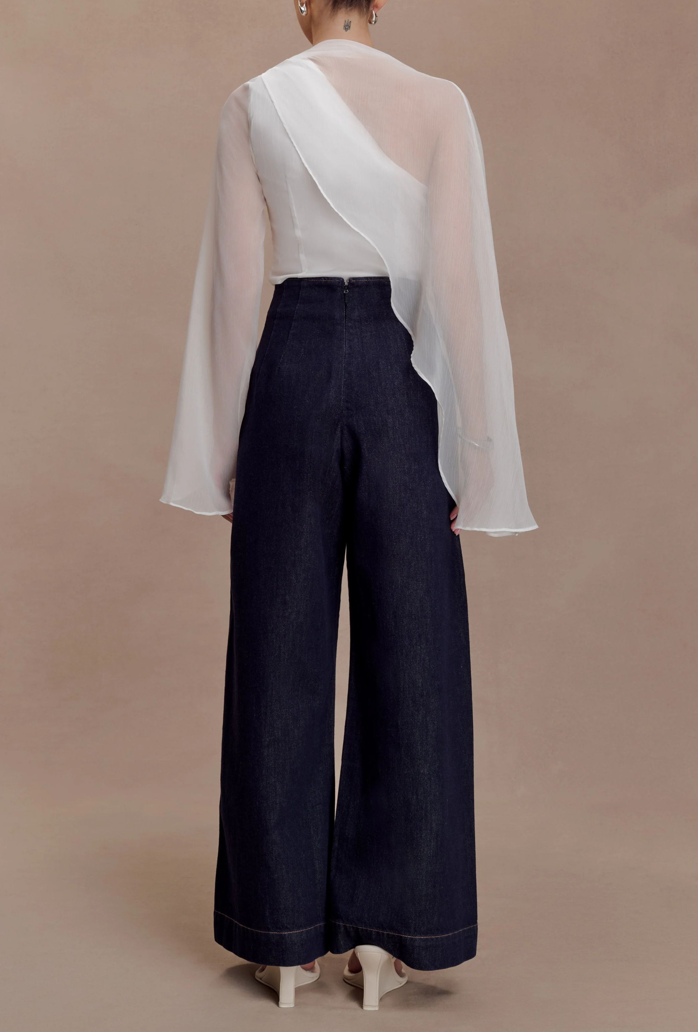 Emmanuhel Cape Sleeve Mesh Top