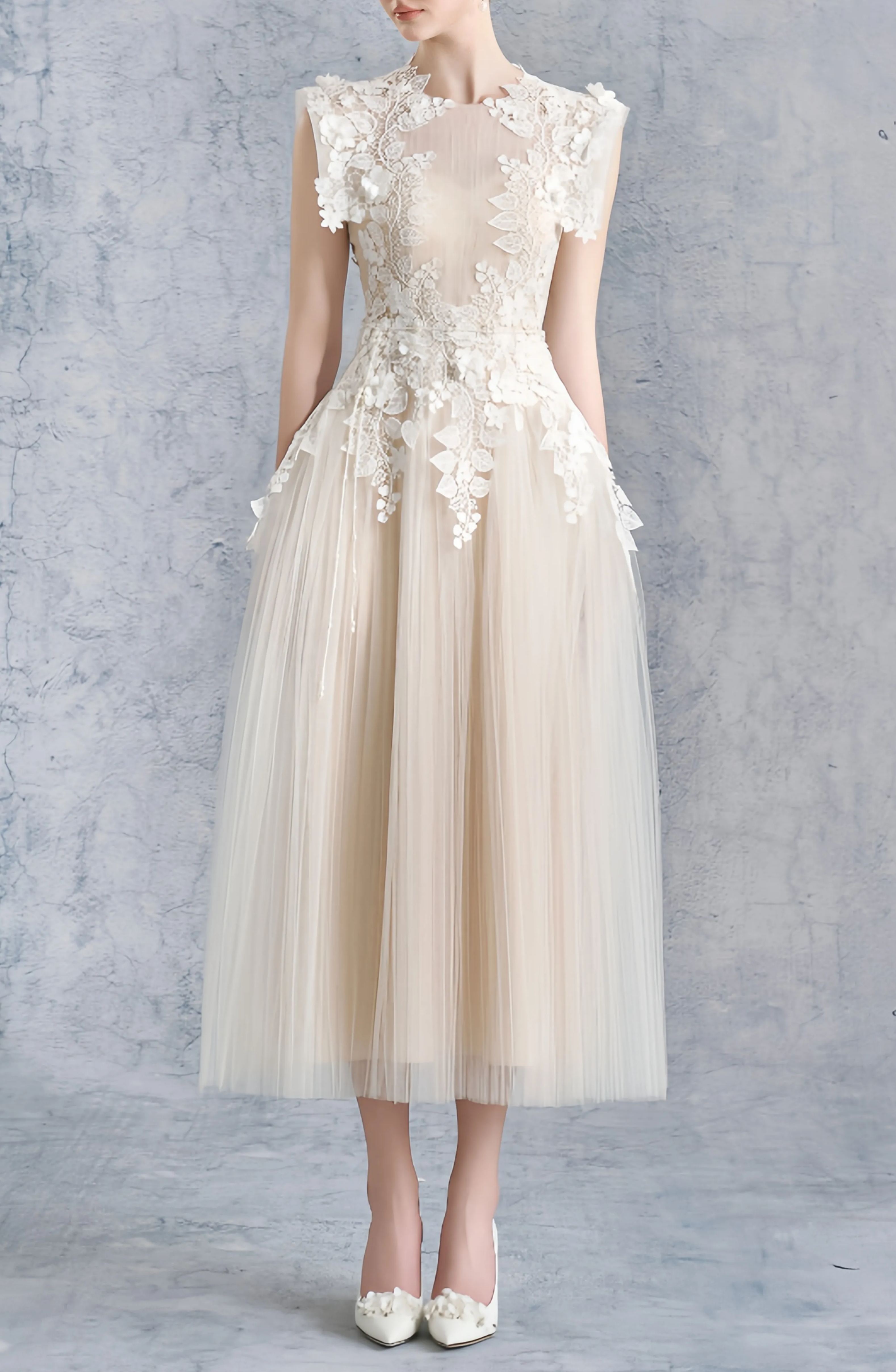 Halvard Flower-appliqué Tulle Midi Dress (Without Belt)
