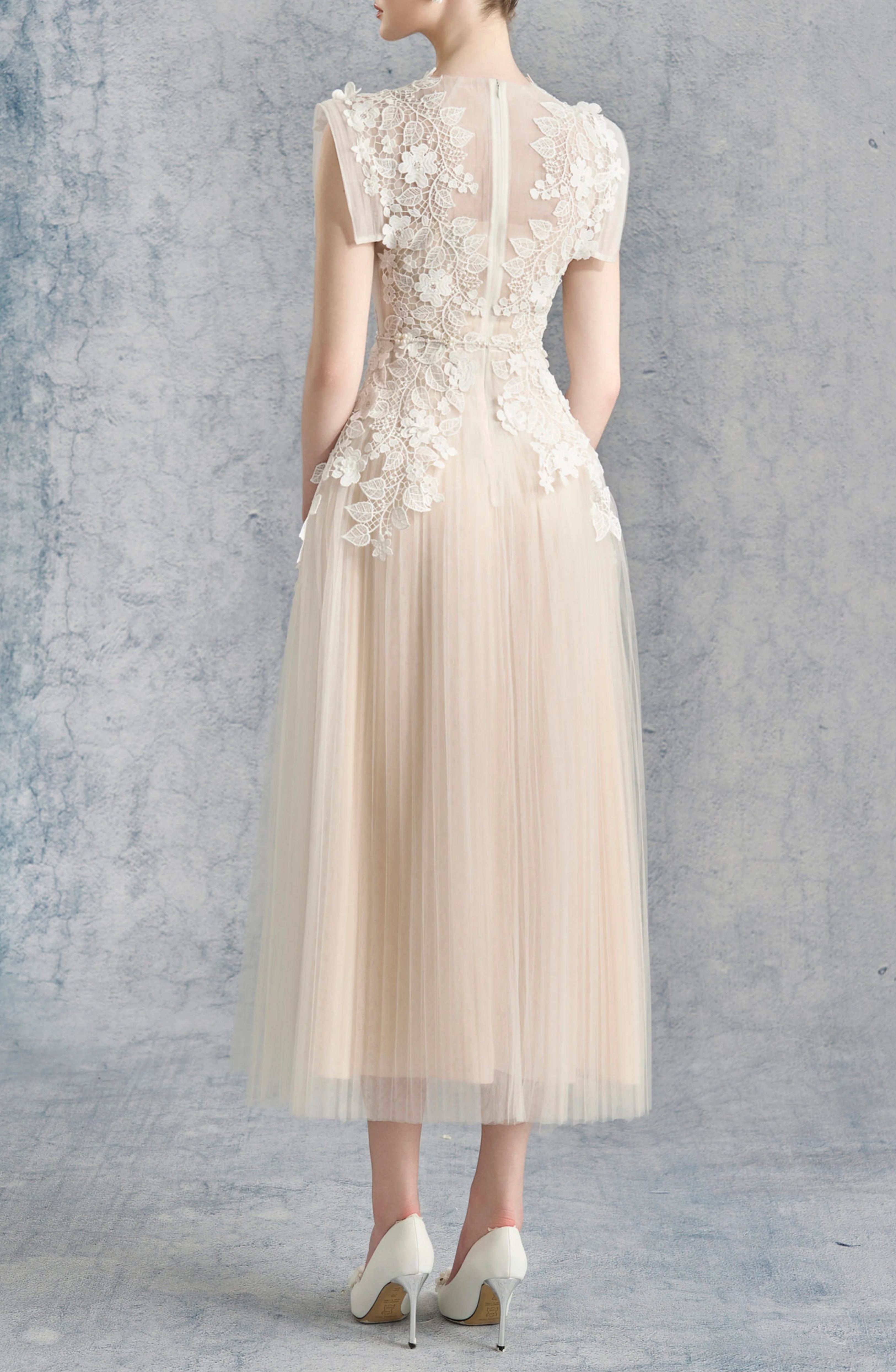 Halvard Flower-appliqué Tulle Midi Dress (Without Belt)