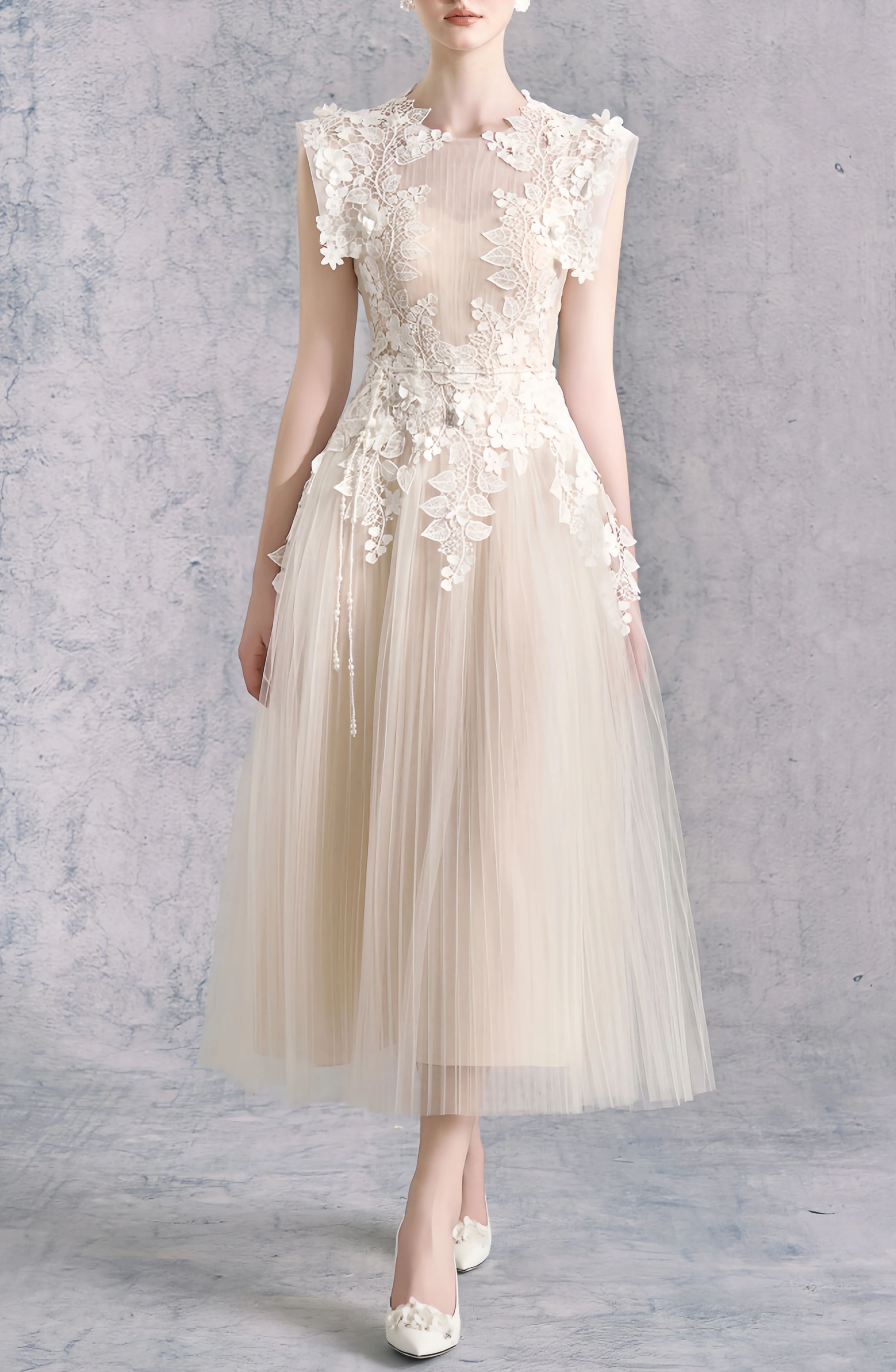 Halvard Flower-appliqué Tulle Midi Dress (Without Belt)