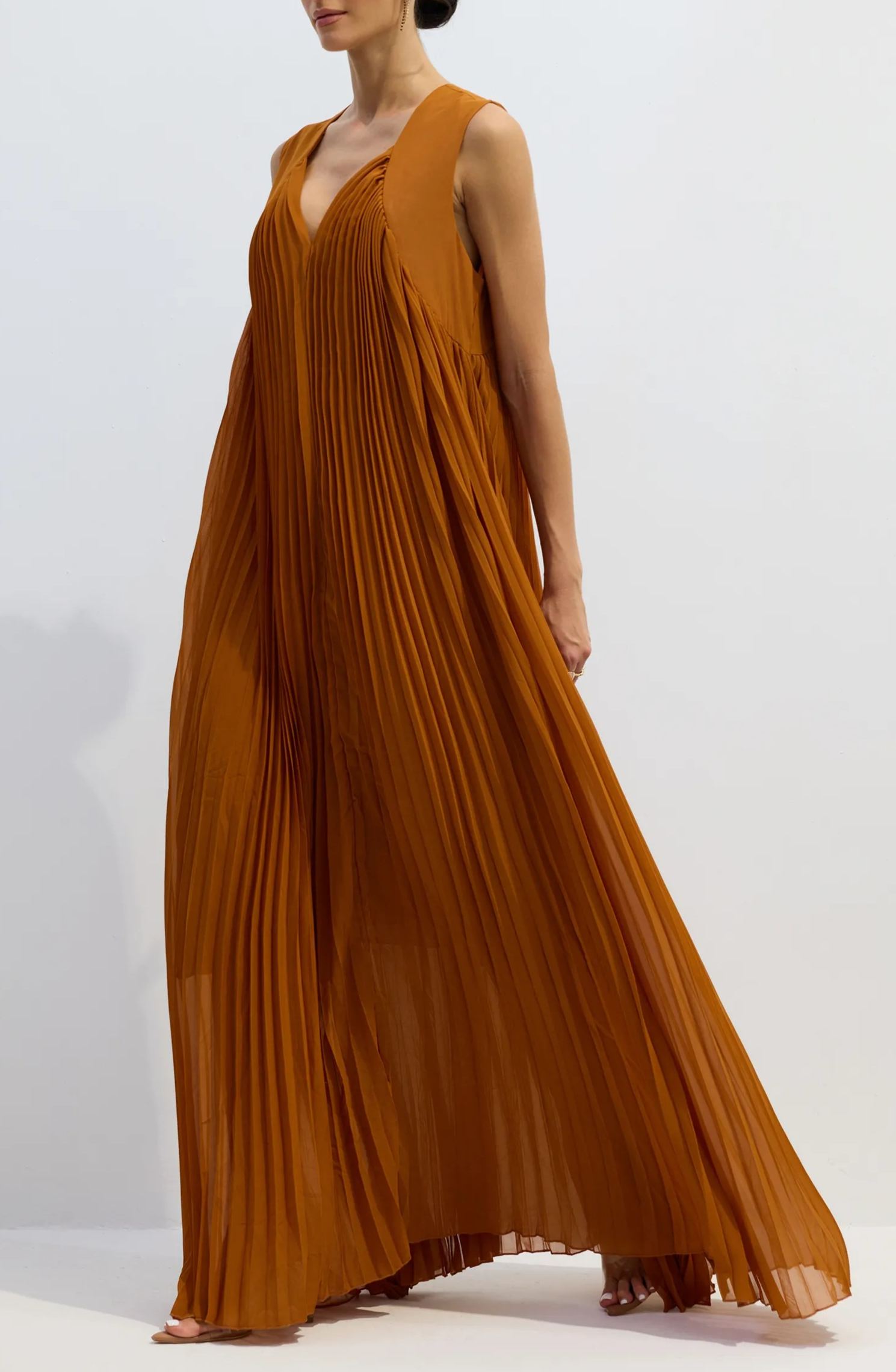 Fida V-Neck Pleated Maxi Dress