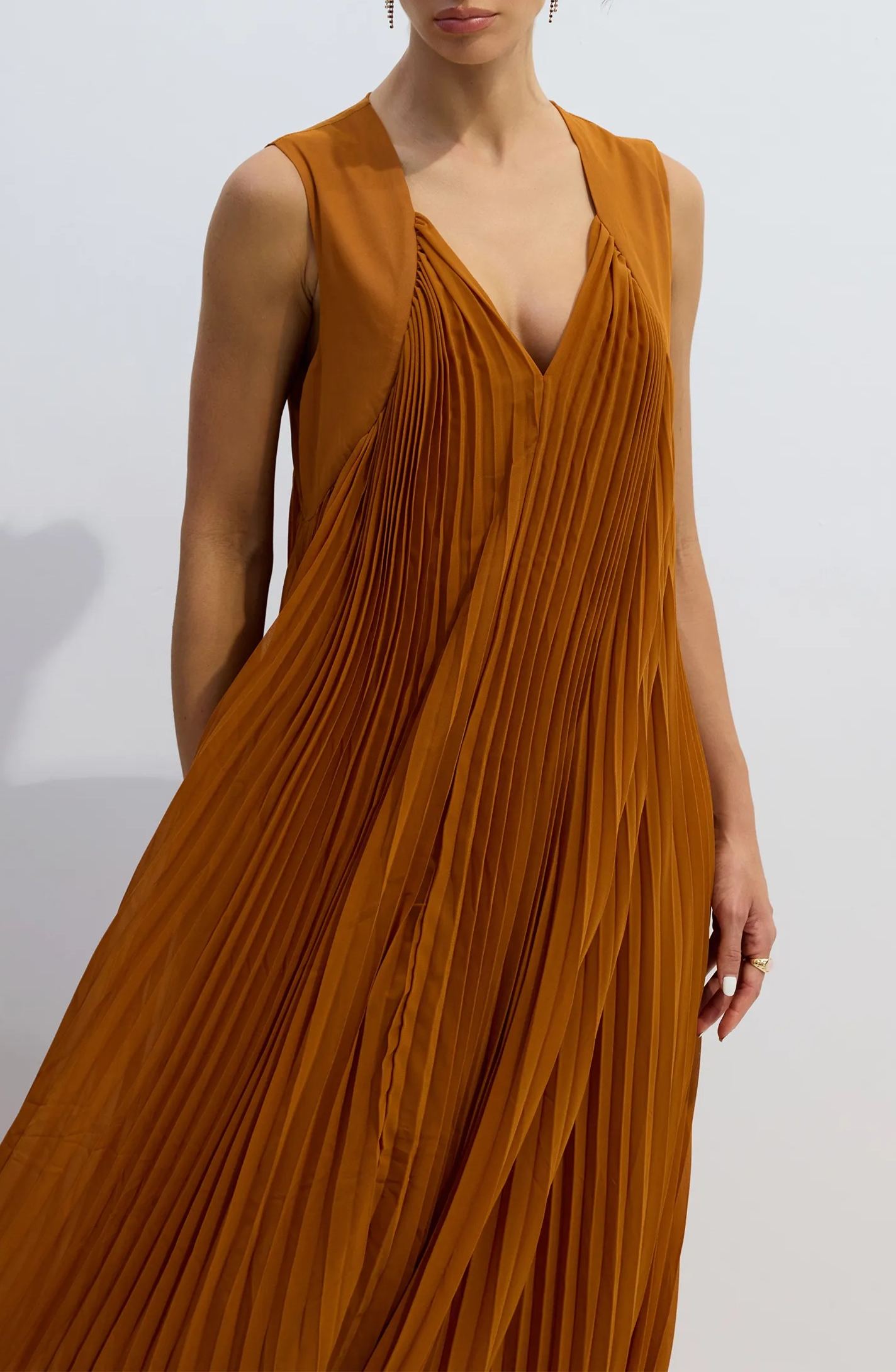 Fida V-Neck Pleated Maxi Dress