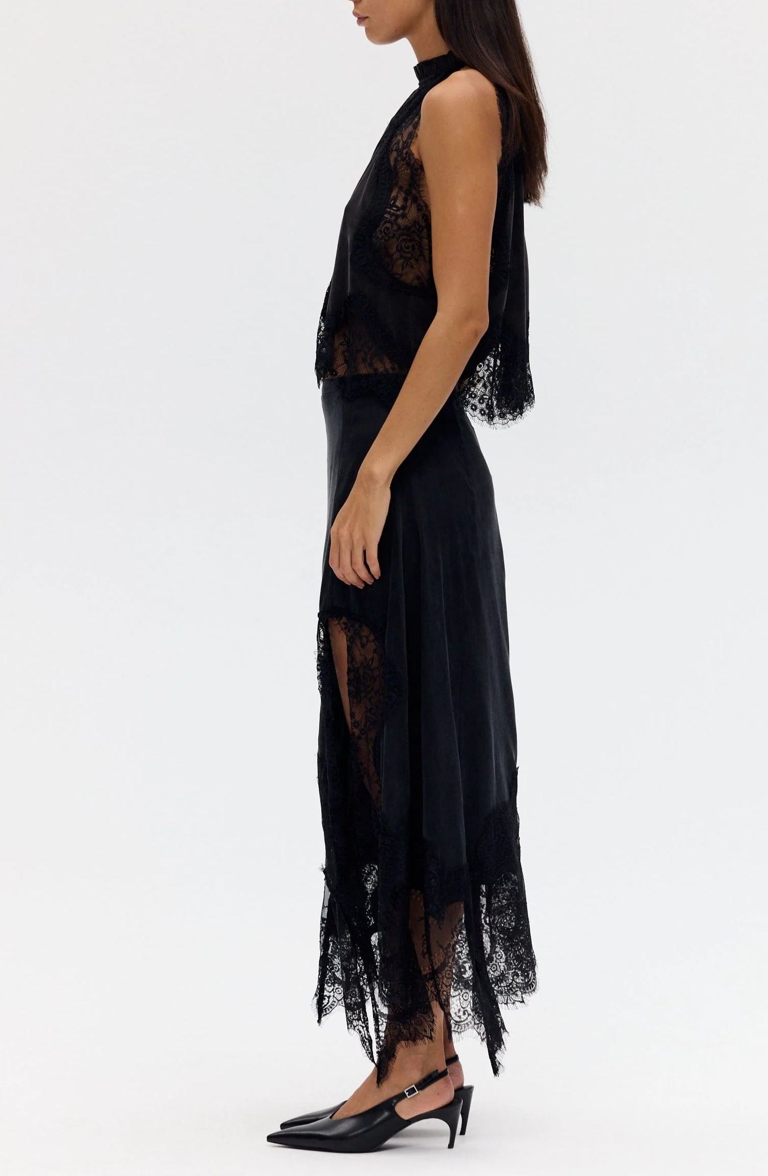 Feodora Sleeveless Lace Skirt Set In Black