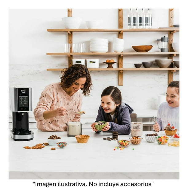 Máquina para Fabricar Helados Ninja Creami 7 Programas 2 Recipientes con Tapa Color Plata