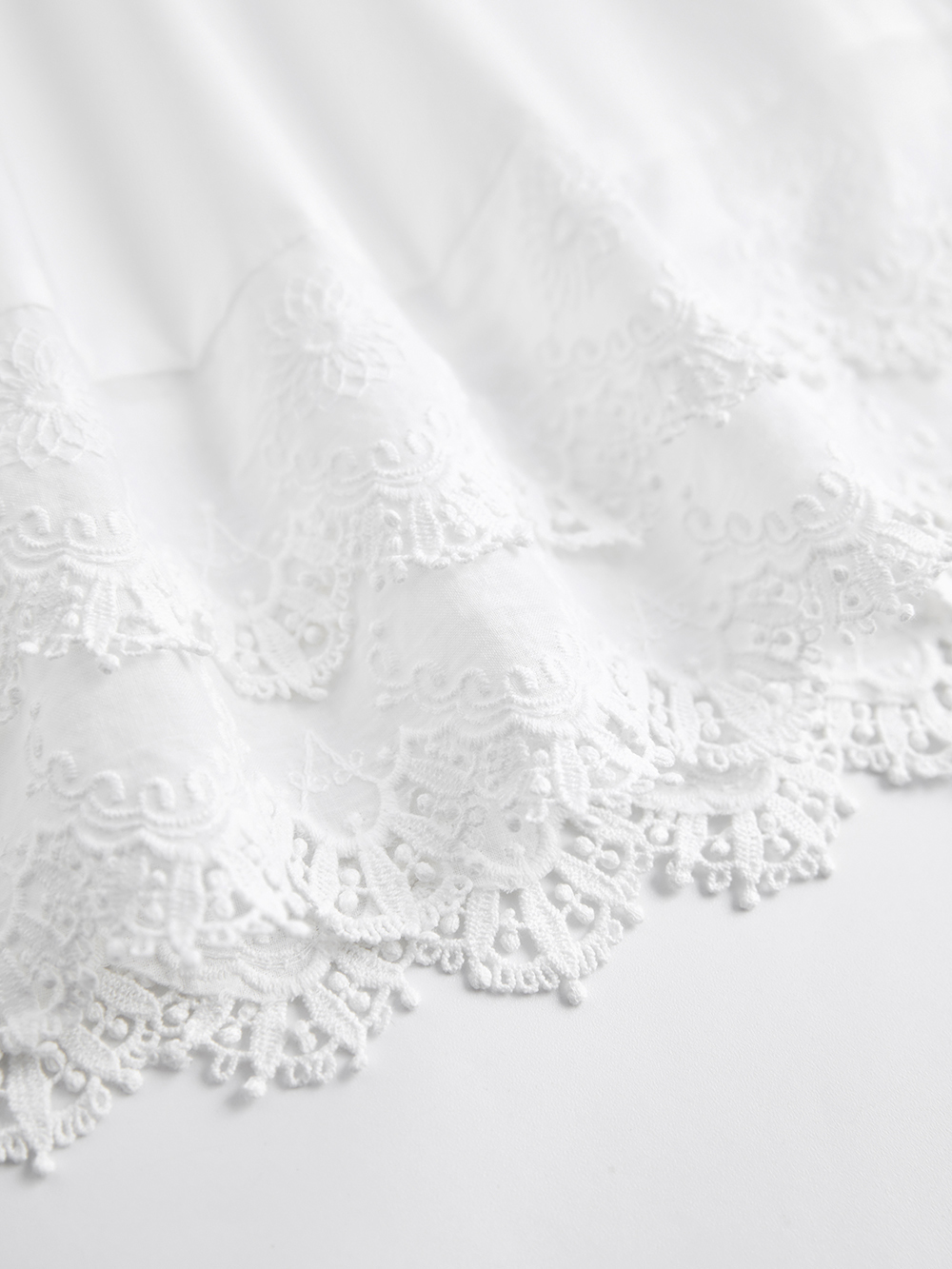 Lace Hem Relaxed Blouse