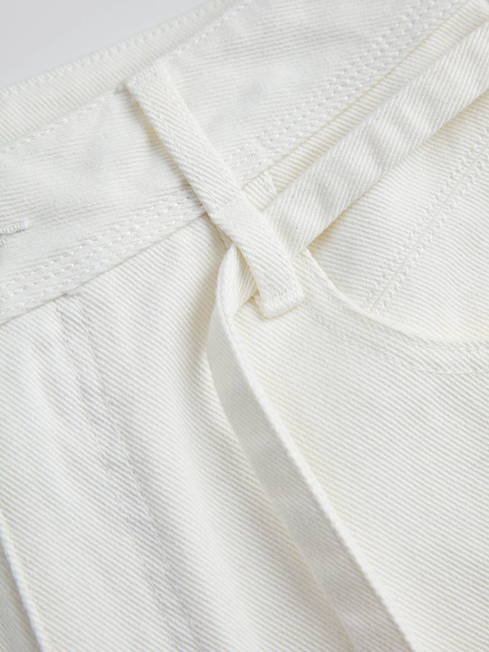 Cropped Jeans With Waist Tie